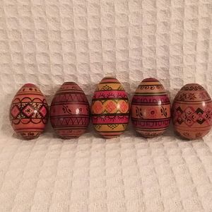 5 Vintage Wooden Painted Decorative Eggs
